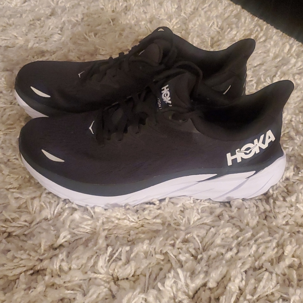 HOKA Sneakers